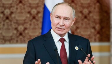 Putinas maitinamas melu: jam meluojama apie padėtį fronte