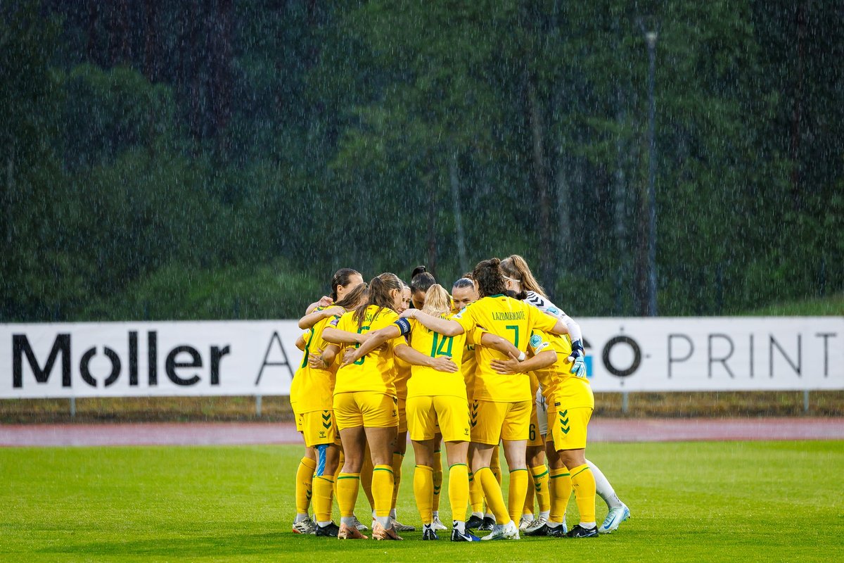 Mažeikiškės įvarčio pakylėta Lietuvos moterų futbolo rinktinė – Baltijos taurės finale - Delfi