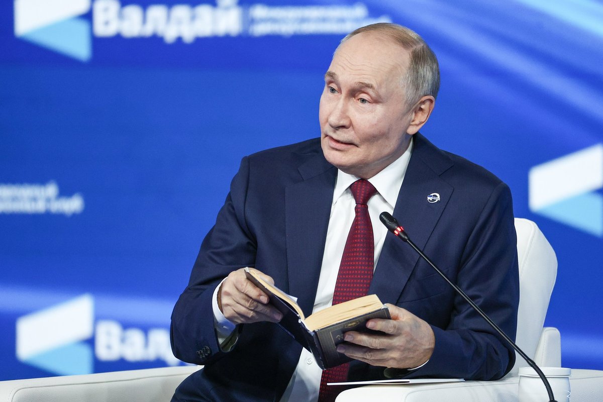 Karas Ukrainoje. Sočyje po Putino kalbos paskelbtas dronų pavojus - delfi.lt