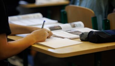 Moksleivio mama: dėl vietos mokykloje perėjome kryžiaus kelius