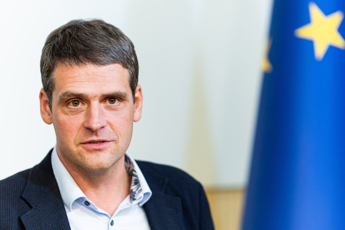 Žemaitaitis paneigė, kad Jakeliūnui siūlomas ministro postas ir sutarta dėl ministerijų mainų