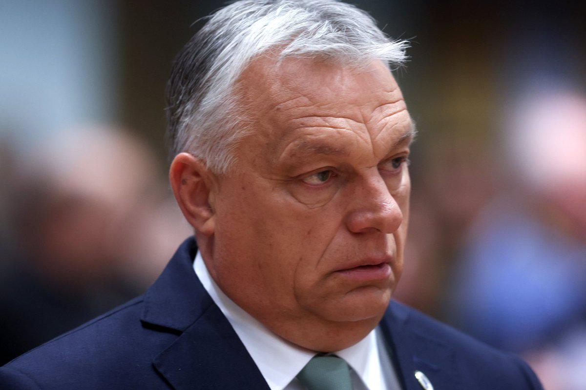 Orbanas užsipuolė Lenkiją - Delfi