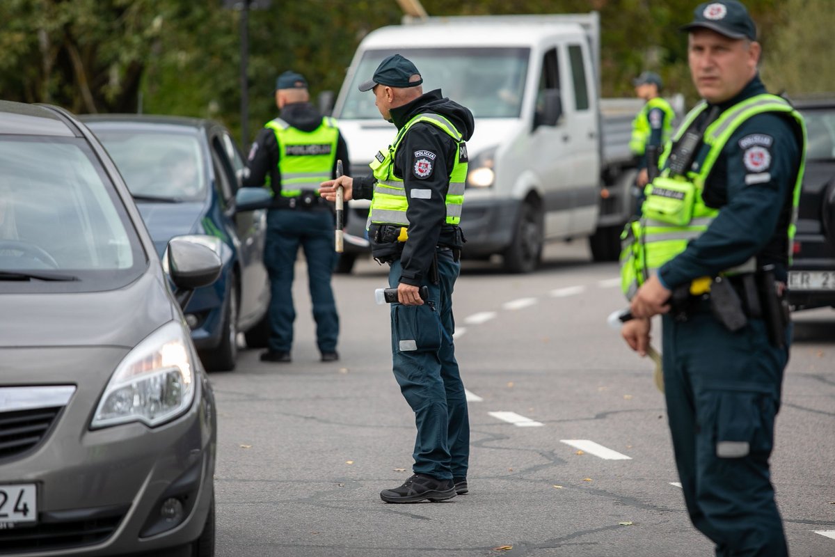Policija praneša, ko keliuose tikėtis spalį: reidų tvarkaraštis