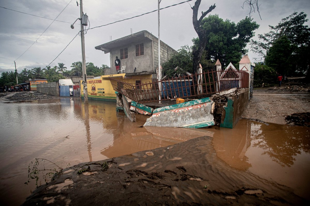 Uraganas „Melissa“ nusiaubė Karibų salas