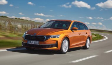 Tyrimas: čekiški automobiliai užkariauja tautiečių širdis – nieko panašaus Lietuvoje dar nėra buvę