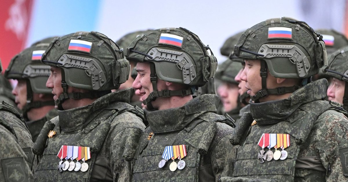 Lietuvį kalino metaliniame seife, dusino iki sąmonės praradimo: rusas perduotas Lietuvai – aiškėja daugiau detalių