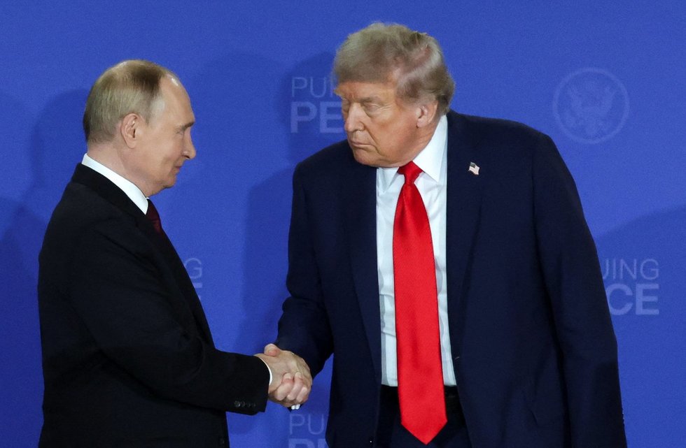 Trumpas nebenori susitikti su Putinu: paaiškėjo, kas jį stabdo (nuotr. SCANPIX) Trumpas nebenori susitikti su Putinu: paaiškėjo, kas jį stabdo (nuotr. SCANPIX)