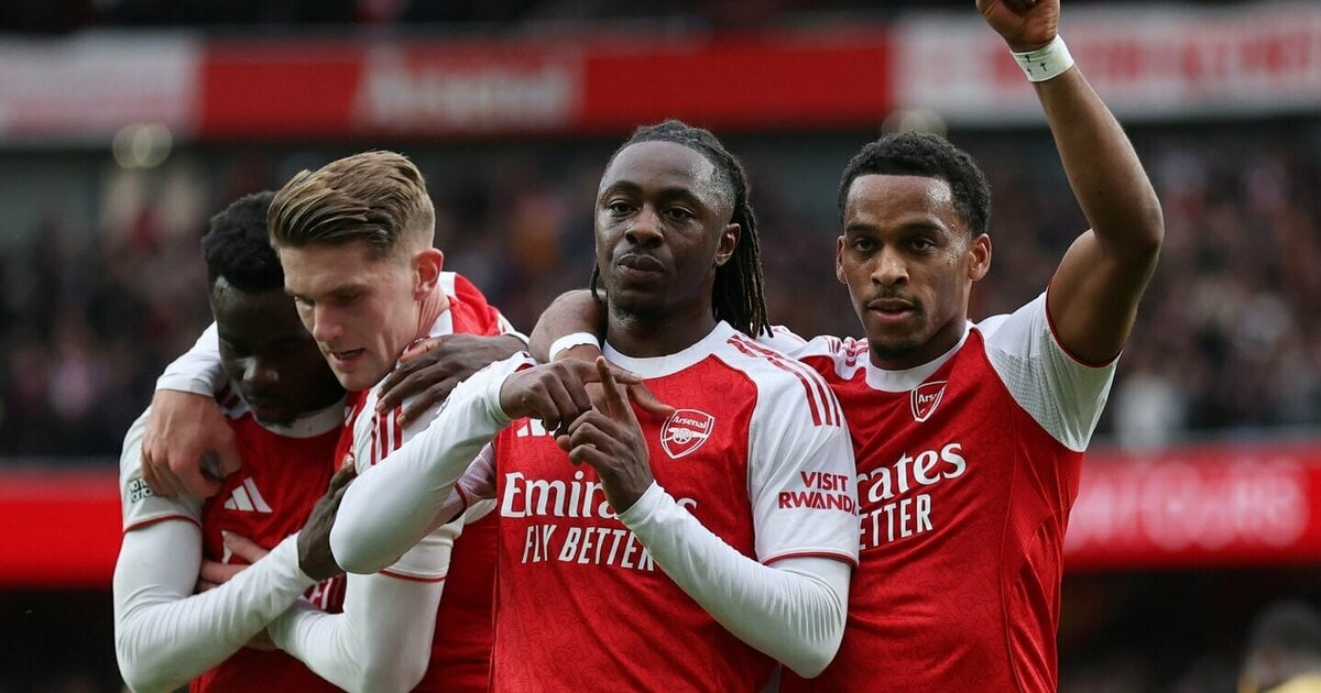 Eze įvartis į buvusio klubo vartus padovanojo „Arsenal“ pergalę, „Man City“ krito prieš „Aston Villa“