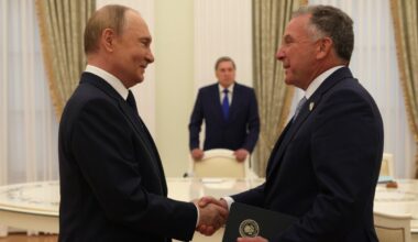 Putinas atsakė į Trumpo prašymą Witkoffui „susitvarkyti su Rusija“