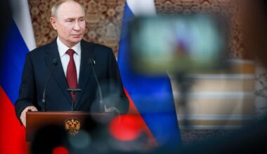 Putinas teigia, kad Rusija sėkmingai išbandė naują branduolinę kruizinę raketą