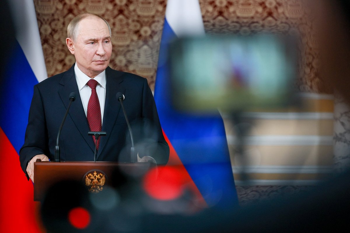 Putinas teigia, kad Rusija sėkmingai išbandė naują branduolinę kruizinę raketą