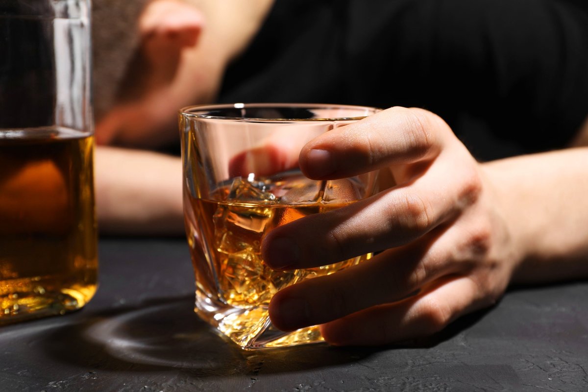 PSO ragina imtis ryžtingų politinių priemonių prieš alkoholį