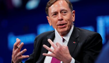 Petraeusas: Ukraina gali pakeisti žaidimo eigą šiame kare