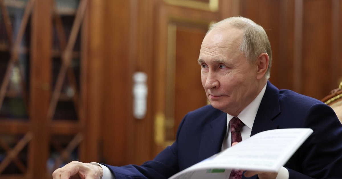 Putinas giriasi tariamais laimėjimais fronte: „Ukrainos kariai apsupti“