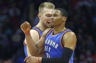 Domantas Sabonis ir Russellas Westbrookas