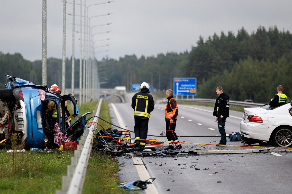 Policininkai ieško tragišką avariją Molėtų pl. užfiksavusių liudininkų