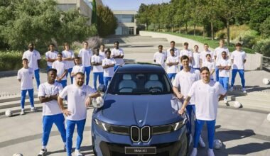 „Real“ žvaigždės išsirinko prabangius automobilius: pamatykite, ką vairuos Xabi Alonso, Kylianas Mbappe, Vinicius Junioras ir kiti