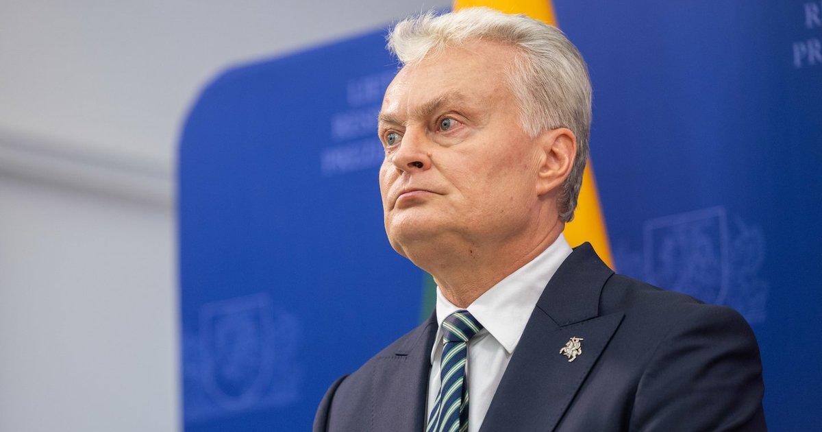 Gitanas Nausėda ragina ES į sankcijų Rusijai paketą įtraukti „Lukoil“