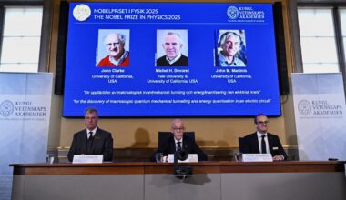 Nobelio fizikos premija skirta trims mokslininkams iš JAV