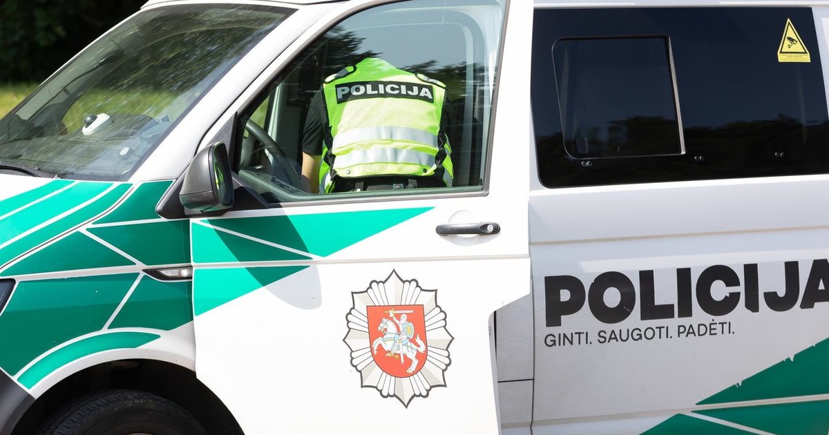 Daugiau nei prieš mėnesį Vilniuje dingo nepilnametė – išėjo iš namų ir negrįžo: prašoma visuomenės pagalbos