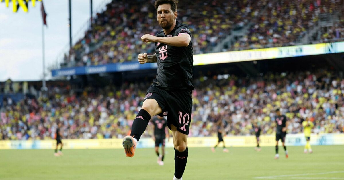 „Hat-tricką“ pelnęs Messi pirmą kartą laimėjo MLS „Auksinį batelį“