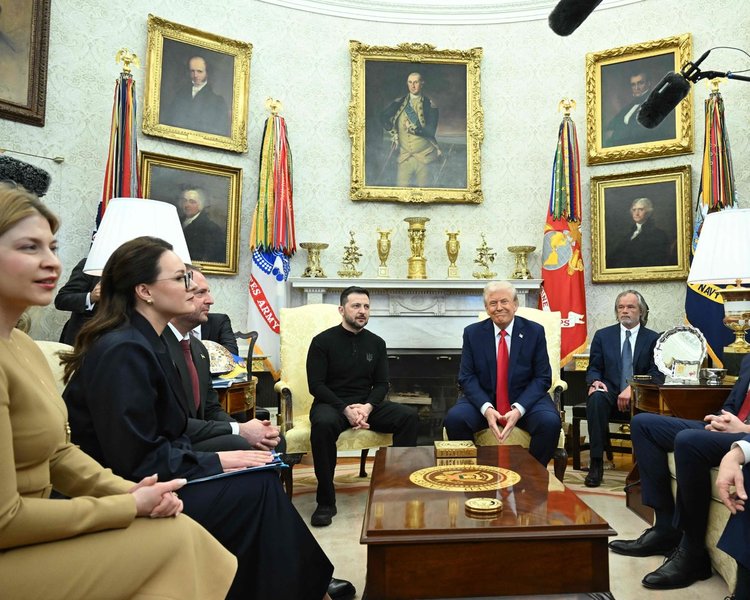 V. Zelenskis ir D. Trumpas (nuotr. SCANPIX) 8