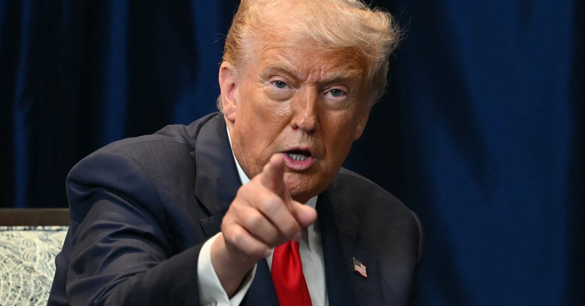 Donaldas Trumpas pasirašė prekybos ir retųjų žemių mineralų susitarimą su Malaizija