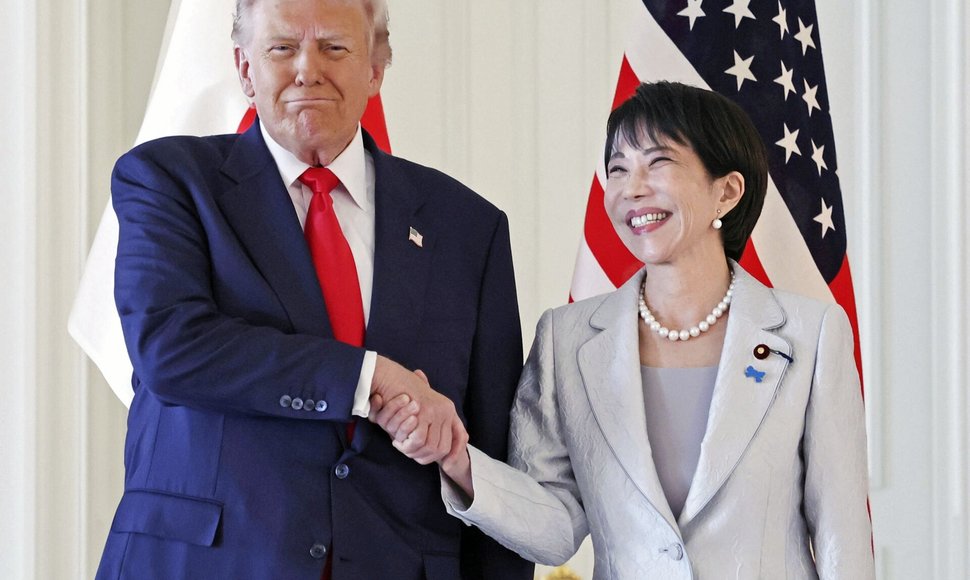 Donaldas Trumpas ir Sanae Takaichi /  / AP