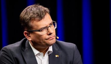 Reikalavimus nukelti Seime kabančią Ukrainos vėliavą Kasčiūnas prilygina „penktosios kolonos“ elgesiui