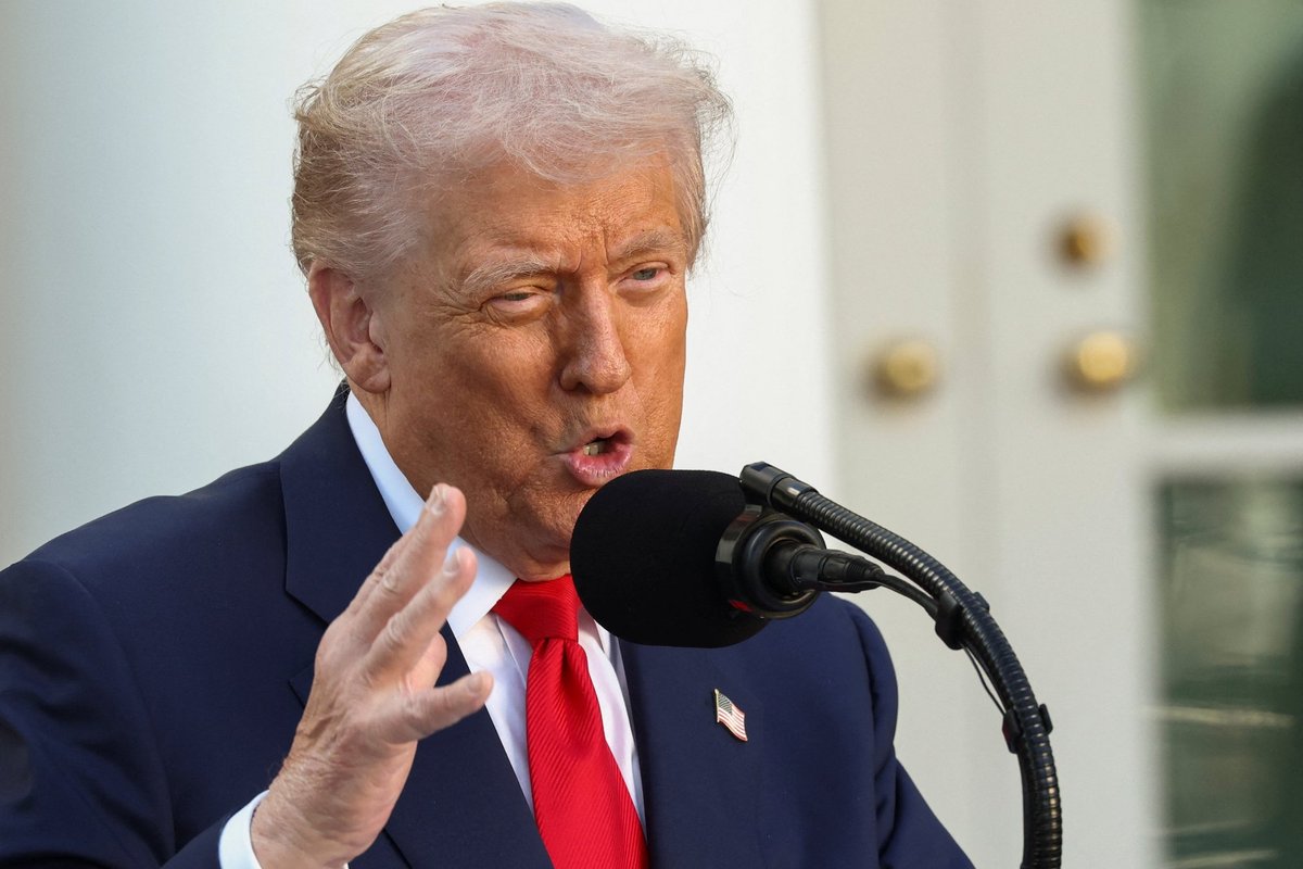 Trumpas pasirengęs nuginkluoti „Hamas“, jei jie patys nesudės ginklų