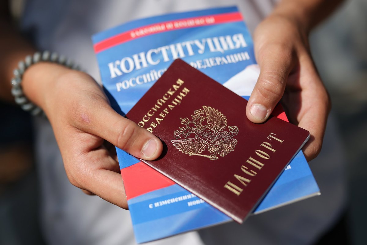 Biometrinių pasų neturintiems rusams draudžiama atvykti į septynias Europos šalis