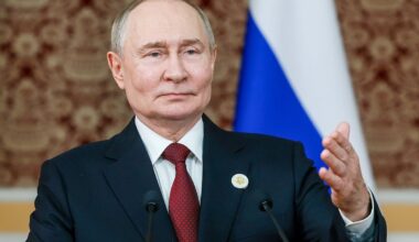 JAV ambasadorius NATO: šis sprendimas gali pakeisti Putino planus dėl karo Ukrainoje
