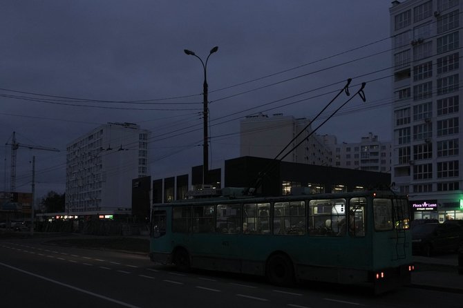 AFP/ „Scanpix“/Elektros tiekimo nutraukimas Černihive