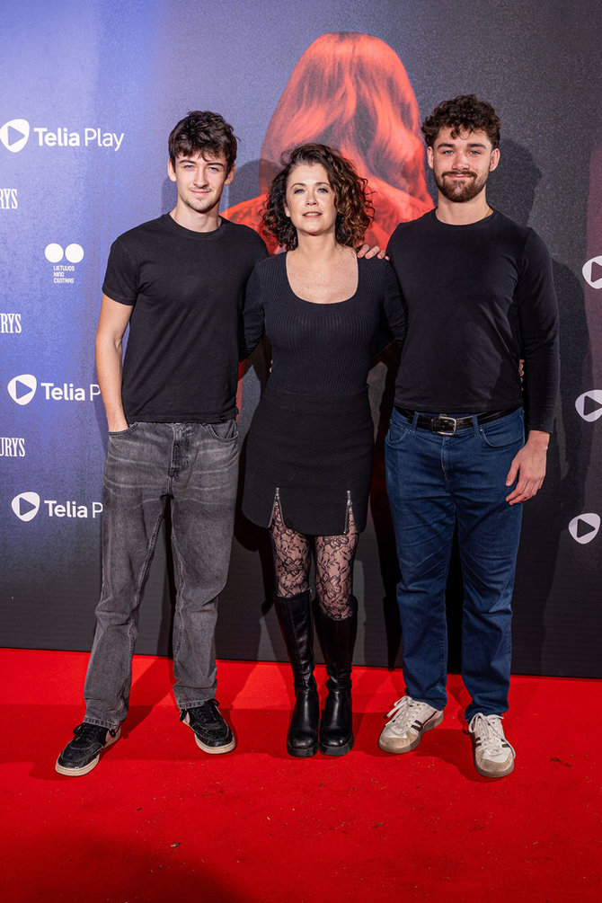 Pauliaus Peleckio / BNS nuotr./Emilio Vélyvio serialo „Vilko gomurys“ premjeros svečiai