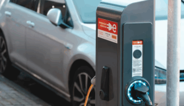 Padangos dyla žymiai greičiau: ši elektromobilių ypatybė privers keisti žiemines padangas dažniau