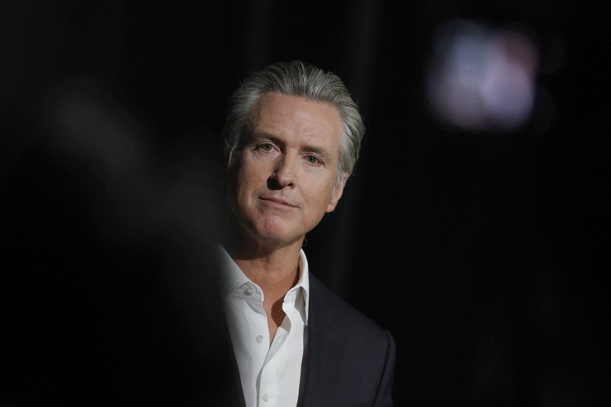 Gavinas Newsomas svarsto galimybę 2028 m. kandidatuoti į JAV prezidentus