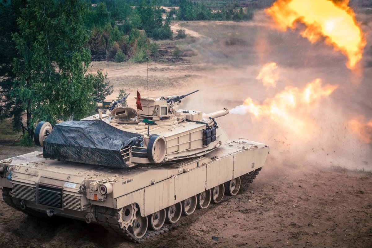 NATO generolas įvardino, kokio dydžio kariuomenės reikia apginti Lietuvą