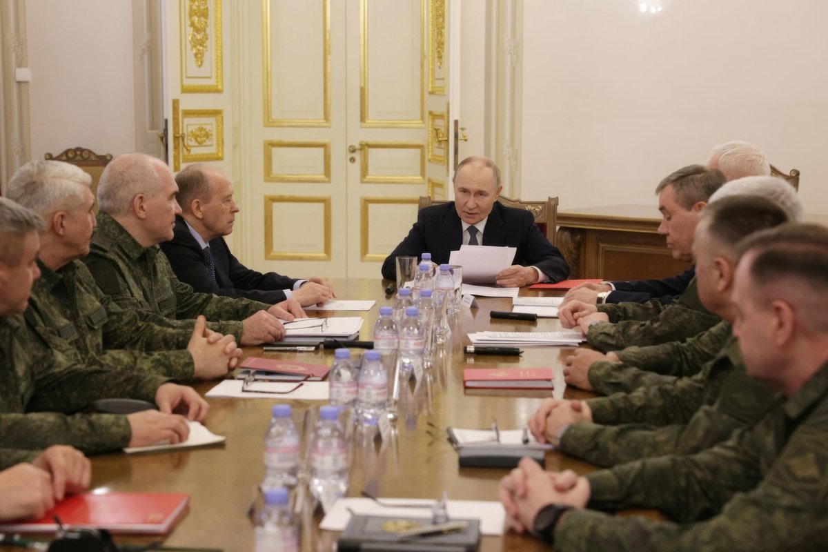 Gimtadienį šventęs Putinas patvirtino – toliau siekia savo karo tikslų Ukrainoje