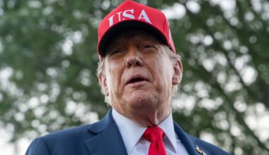 Trumpas: po JAV smūgių netoli Venesuelos neliko laivų