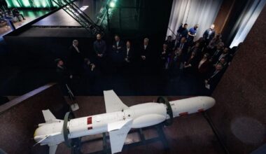 Ukraina parodė naują raketos „Neptūnas“ versiją