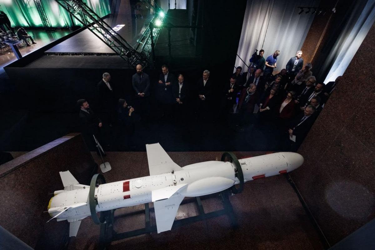 Ukraina parodė naują raketos „Neptūnas“ versiją