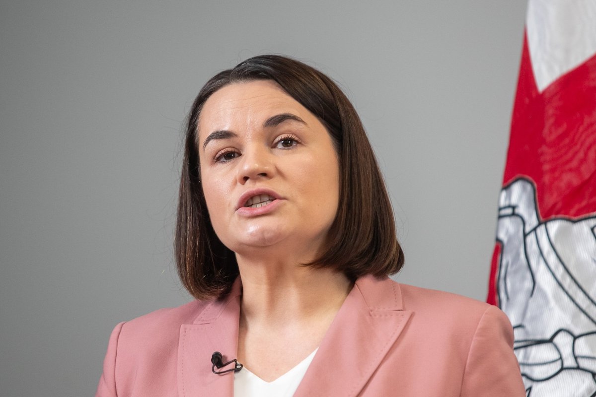 Sako, kad galutiniai sprendimai dėl Cichanouskajos apsaugos nėra priimti