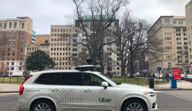 „Uber“ kartu su „Nvidia“ kurs 100.000 savivaldžių taksi automobilių