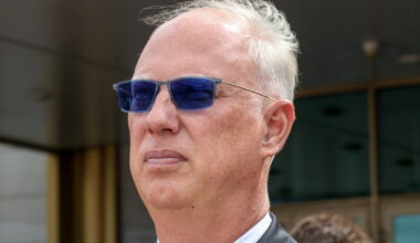 Putino pasiuntinys Dmitrijevas pranašauja, kada baigsis karas