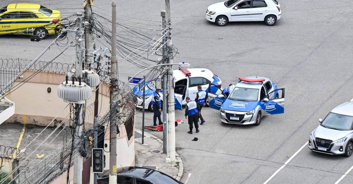 Masinis policijos reidas Rio de Žaneire: žuvo mažiausiai 64 žmonės, 4 iš jų pareigūnai