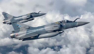 Volodymyras Zelenskis: Ukraina gaus papildomų naikintuvų „Mirage“ iš Prancūzijos ir raketų iš JK