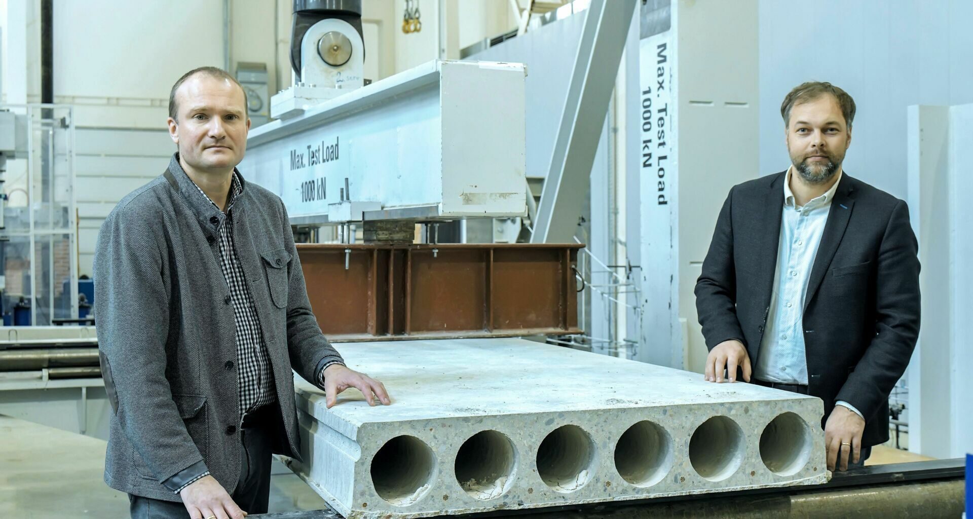 Kai betonas ima „kvėpuoti“: kodėl net stipriausios konstrukcijos pavargsta nuo laiko | BNS Spaudos centras