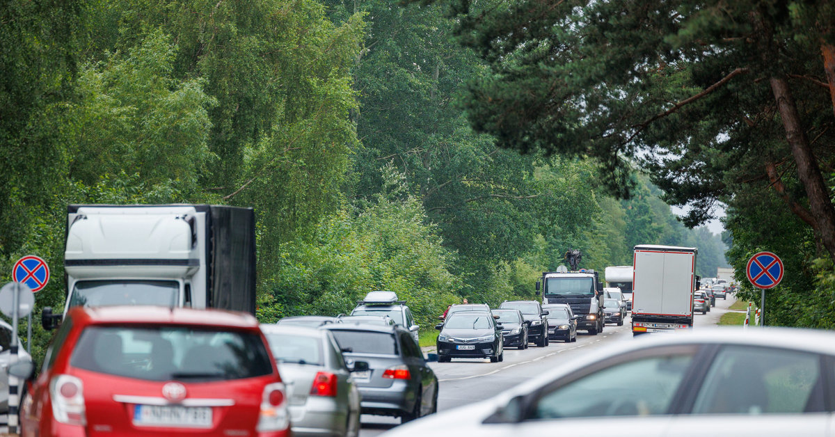 Galingiems automobiliams – prabangos mokestis: pasiūlė, kaip surinkti daugiau pinigų į biudžetą | Verslas