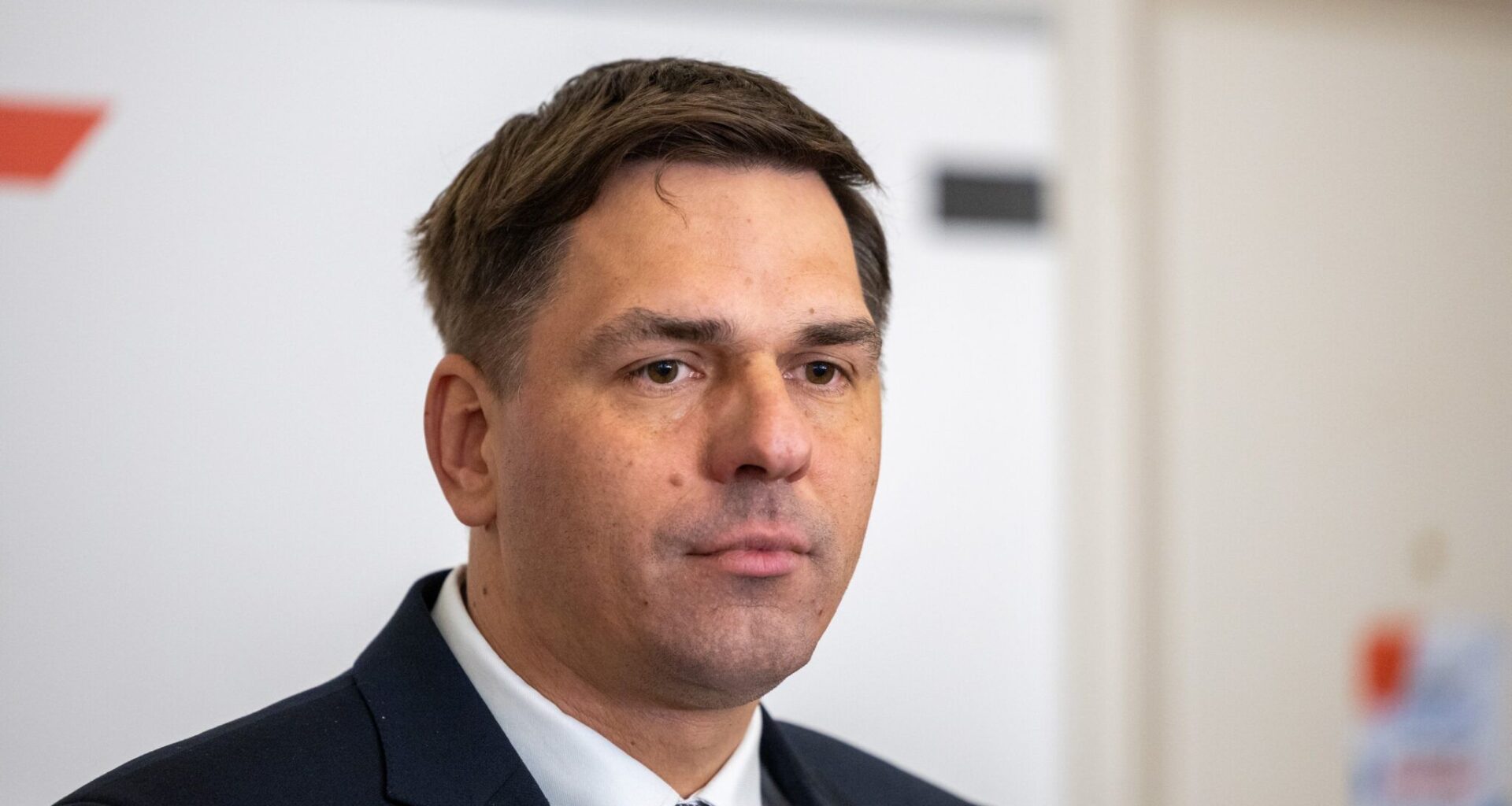 Ministerija: Ukrainos vėliavos buvo patrauktos Ignoto Adomavičiaus nurodymu