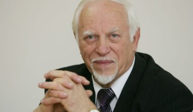 Alfonsas VAIŠVILA: Kaip svetimieji lietuvių rankomis kuria Lietuvos politiką ir moko lietuvius žeminti save (Linksmas pamfletas) - Respublika.lt